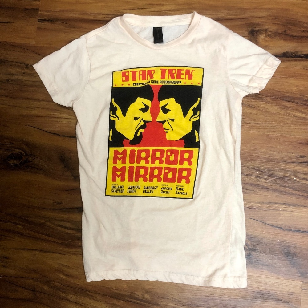 Star Trek Graphic Tee by Loot Crate
